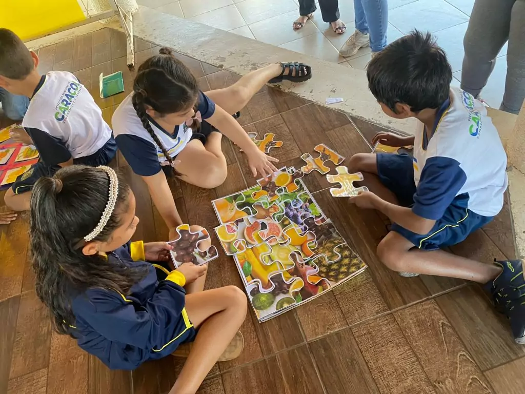 Alunos da Escola Municipal Joaquim Antônio dos Santos participam do projeto Alimentação Saudável Alunos da Escola Municipal Joaquim Antônio dos Santos participam do projeto Alimentação Saudável