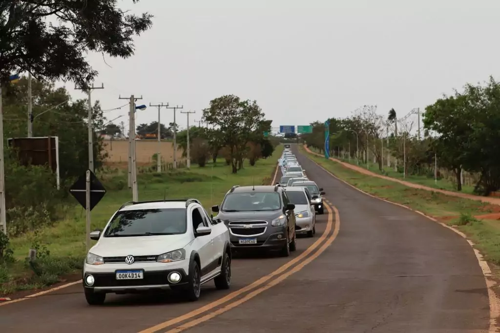 Rogério Torquetti e Zé Antônio recebem Eduardo Riedel em festa com grande carreata do 45 em Tacuru Rogério Torquetti e Zé Antônio recebem Eduardo Riedel em festa com grande carreata do 45 em Tacuru