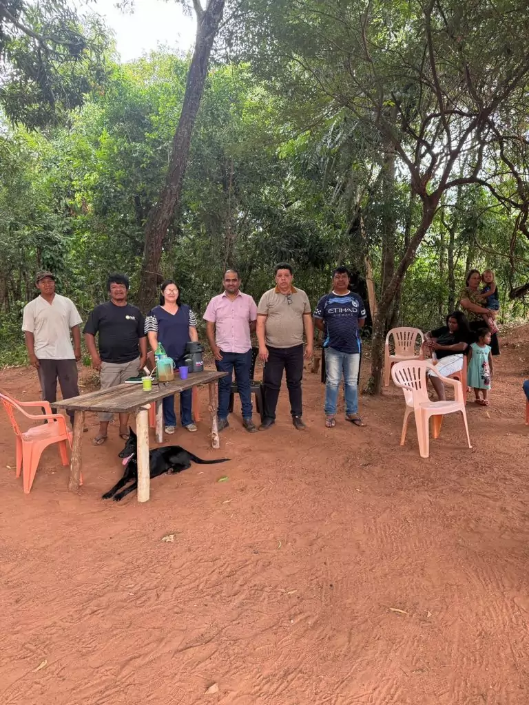 Prefeito e Vereadora de Paranhos participam de reunião com lideranças indígenas para tratar de demandas da comunidade