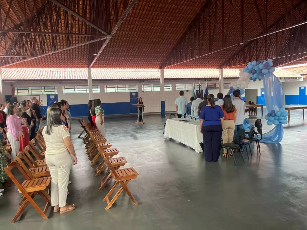 Prefeito Hélio Acosta inaugura ampliações na Escola Municipal Vereador Ivo Ilmo Wachsmann Prefeito Hélio Acosta inaugura ampliações na Escola Municipal Vereador Ivo Ilmo Wachsmann