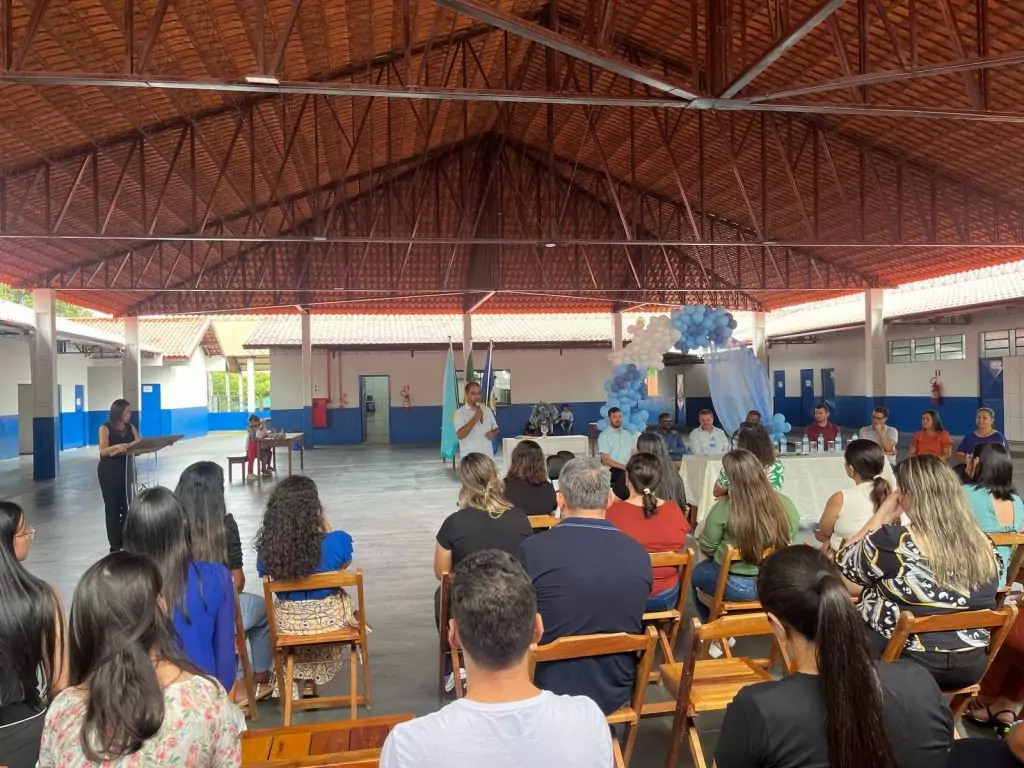 Prefeito Hélio Acosta inaugura ampliações na Escola Municipal Vereador Ivo Ilmo Wachsmann Prefeito Hélio Acosta inaugura ampliações na Escola Municipal Vereador Ivo Ilmo Wachsmann