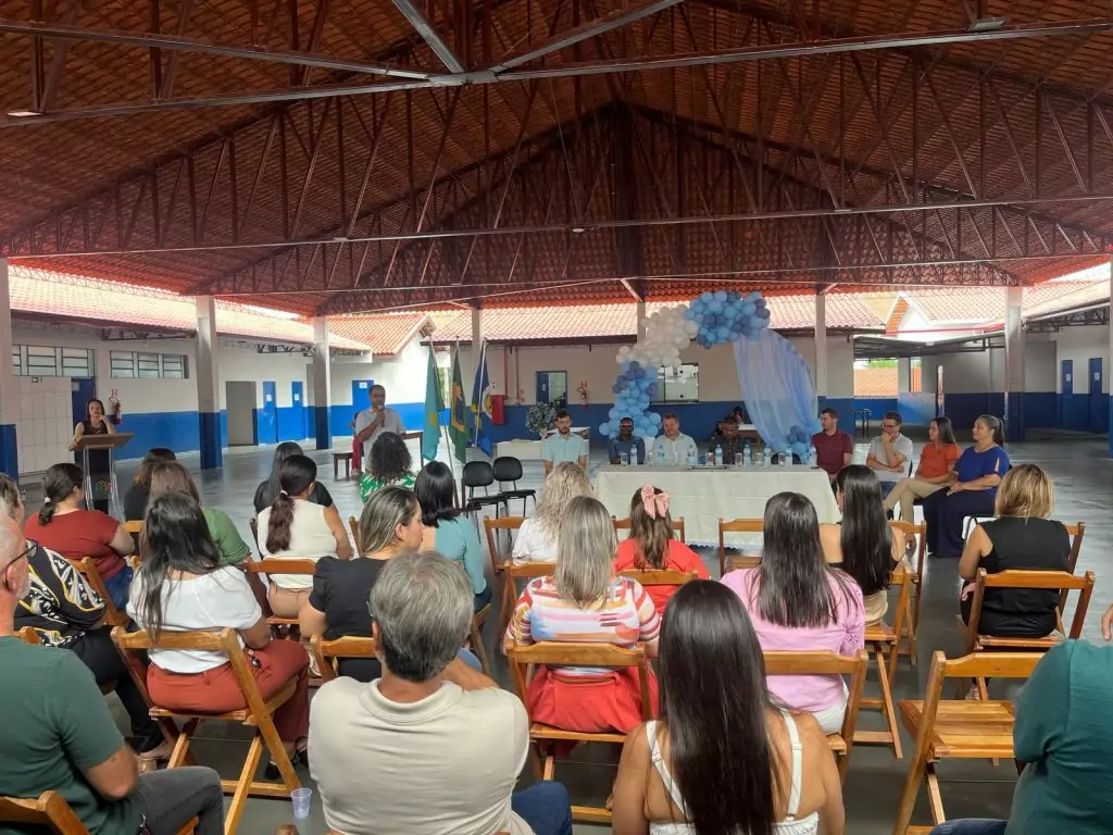 Prefeito Hélio Acosta inaugura ampliações na Escola Municipal Vereador Ivo Ilmo Wachsmann Prefeito Hélio Acosta inaugura ampliações na Escola Municipal Vereador Ivo Ilmo Wachsmann