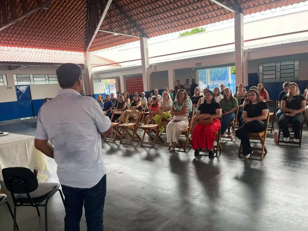 Prefeito Hélio Acosta inaugura ampliações na Escola Municipal Vereador Ivo Ilmo Wachsmann Prefeito Hélio Acosta inaugura ampliações na Escola Municipal Vereador Ivo Ilmo Wachsmann