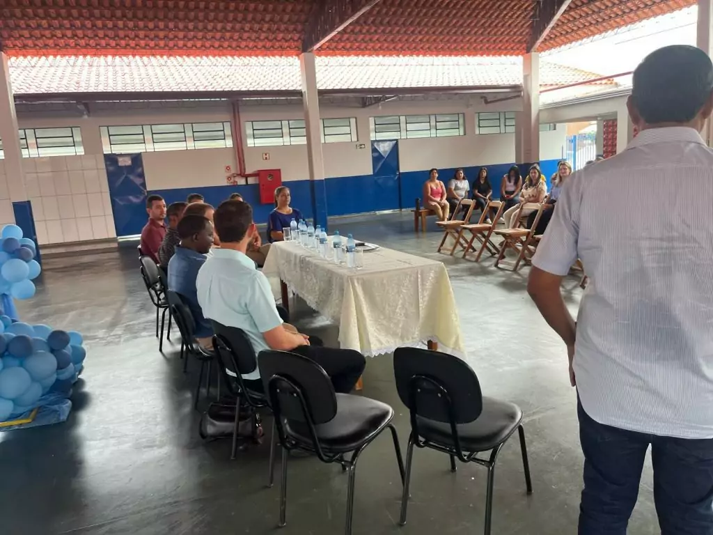 Prefeito Hélio Acosta inaugura ampliações na Escola Municipal Vereador Ivo Ilmo Wachsmann Prefeito Hélio Acosta inaugura ampliações na Escola Municipal Vereador Ivo Ilmo Wachsmann
