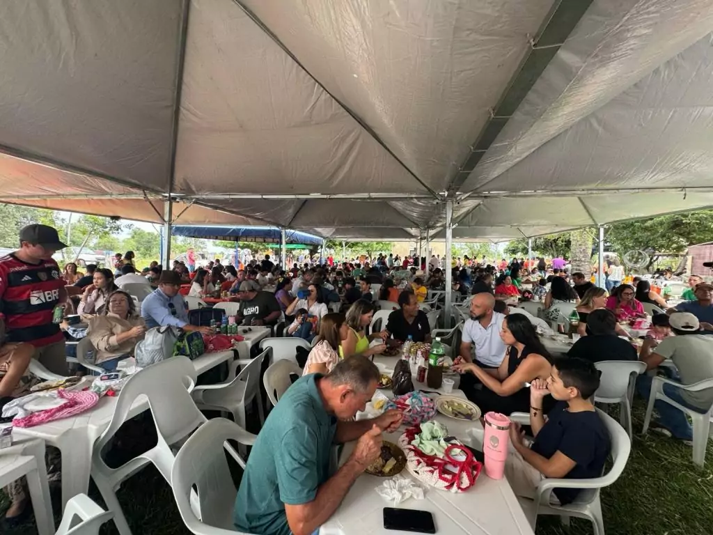 Prefeito Neco Pagliosa comemora sucesso da programação dos 60 anos de Caracol Prefeito Neco Pagliosa comemora sucesso da programação dos 60 anos de Caracol