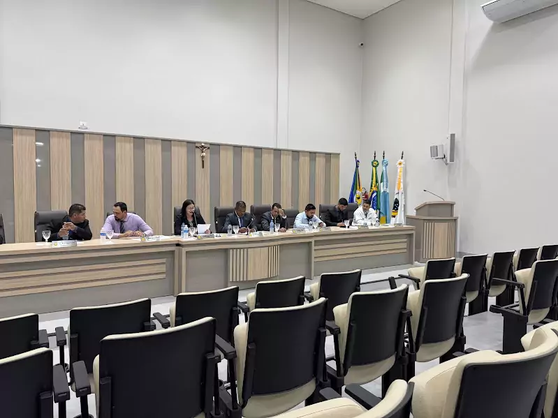 Câmara de Paranhos retoma os trabalhos legislativos do segundo semestre de 2025
