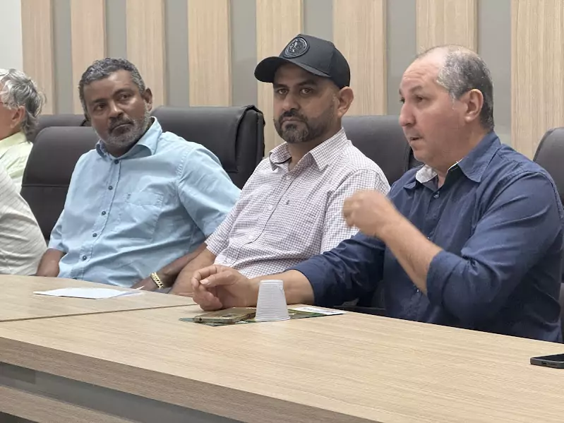 Prefeito Hélio Acosta participa do lançamento do Plano Safra da Agricultura Familiar 2025-2026 em Paranhos