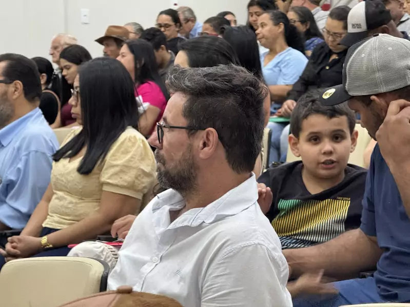 Prefeito Hélio Acosta participa do lançamento do Plano Safra da Agricultura Familiar 2025-2026 em Paranhos