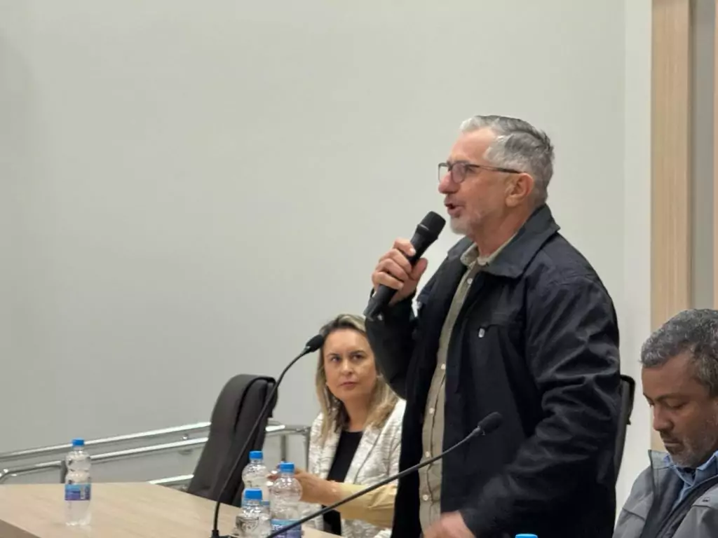 Prefeitura de Paranhos e SEMEC promovem palestra sobre Autismo com o Corpo de Bombeiros Prefeitura de Paranhos e SEMEC promovem palestra sobre Autismo com o Corpo de Bombeiros