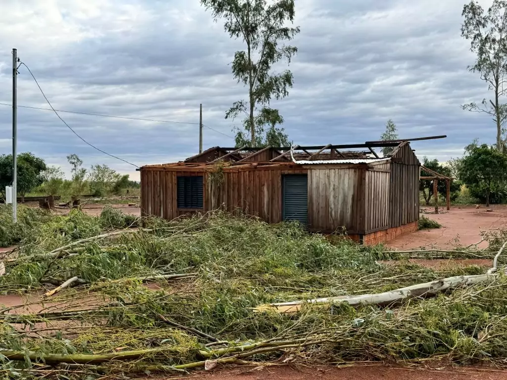 Prefeitura de Paranhos dá suporte e socorro após temporal afetar diversas propriedades rurais e comunidade indígena