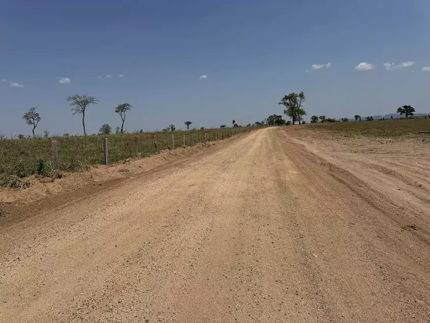 Secretaria de Obras de Caracol realiza manutenção preventiva em estradas rurais