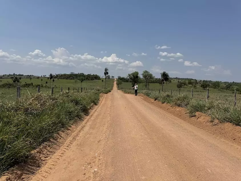 Secretaria de Obras de Caracol realiza manutenção preventiva em estradas rurais