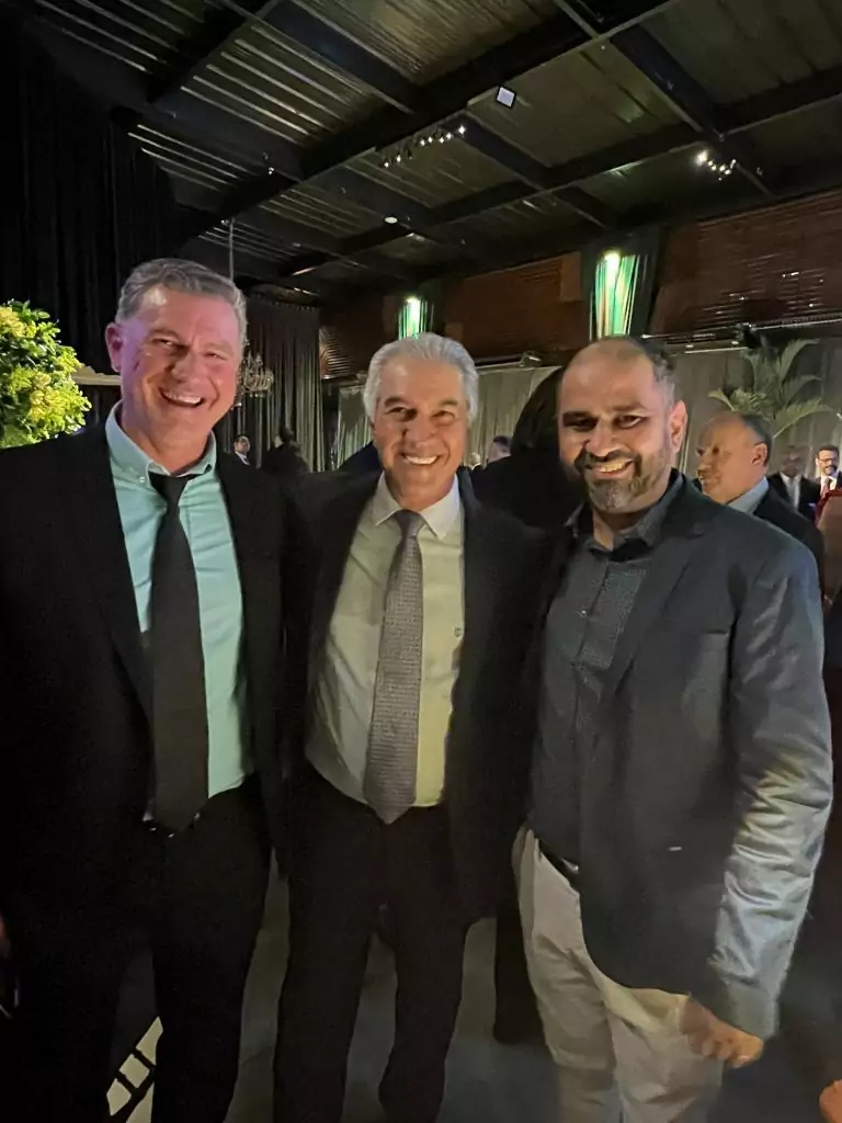 Prefeito Hélio Acosta se encontra com o presidente do Paraguai, Santiago Peña Prefeito Hélio Acosta se encontra com o presidente do Paraguai, Santiago Peña