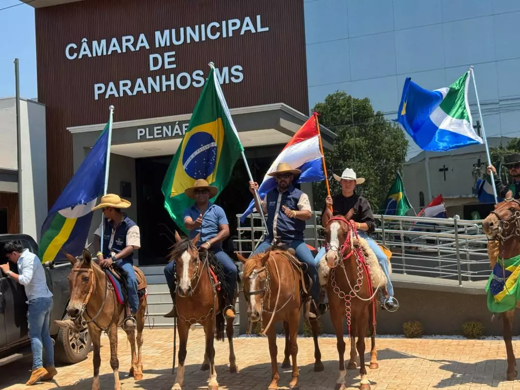Cavalgada dos Amigos em Paranhos e Ypejhú-PY surpreende com grande público, animação e organização