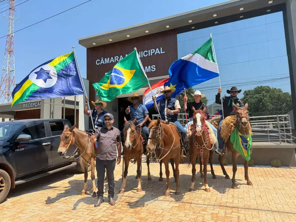Cavalgada dos Amigos em Paranhos e Ypejhú-PY surpreende com grande público, animação e organização
