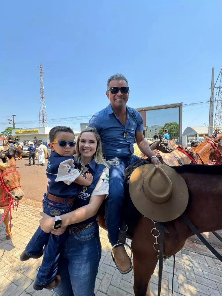 Cavalgada dos Amigos em Paranhos e Ypejhú-PY surpreende com grande público, animação e organização