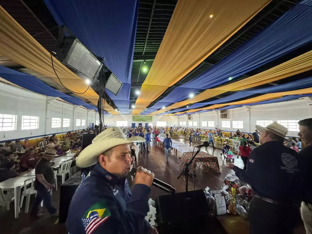 Cavalgada dos Amigos em Paranhos e Ypejhú-PY surpreende com grande público, animação e organização