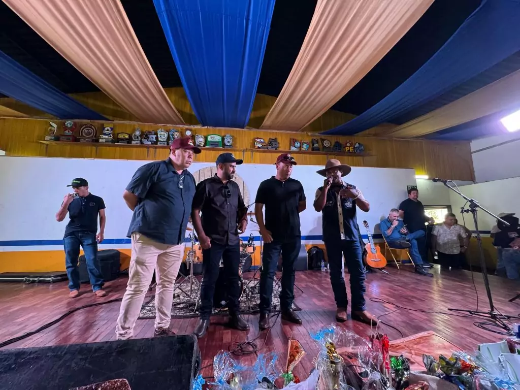 Cavalgada dos Amigos em Paranhos e Ypejhú-PY surpreende com grande público, animação e organização