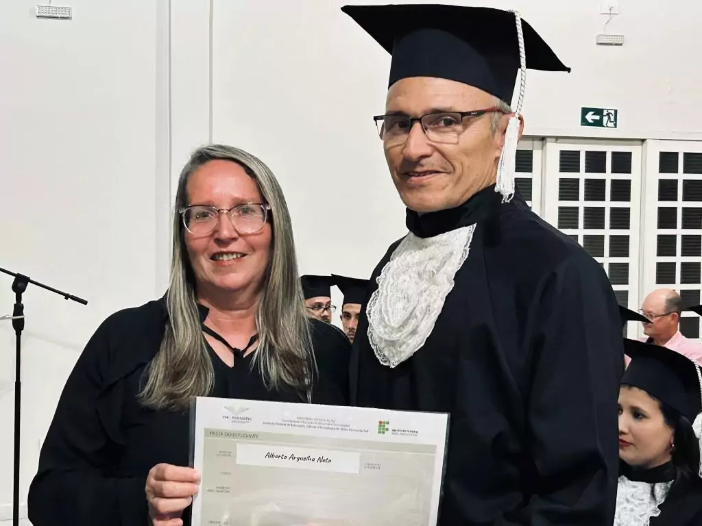 Caracol celebra formatura da primeira turma do Curso Técnico em Administração do Instituto Federal