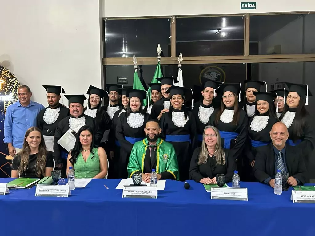 Caracol celebra formatura da primeira turma do Curso Técnico em Administração do Instituto Federal