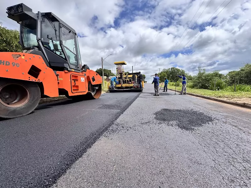 Soraya Thronicke garante nova frente de recapeamento de ruas em Caracol Soraya Thronicke garante nova frente de recapeamento de ruas em Caracol