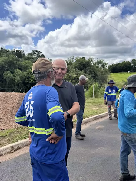 Caracol recebe novos recursos do senador Nelsinho Trad para recapeamento de ruas Caracol recebe novos recursos do senador Nelsinho Trad para recapeamento de ruas