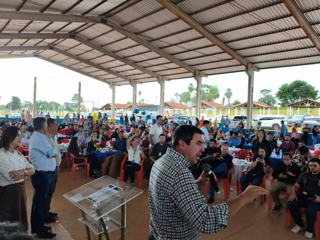 Governador Eduardo Riedel e prefeito Rogério Torquetti lançam novas obras no aniversário de Tacuru