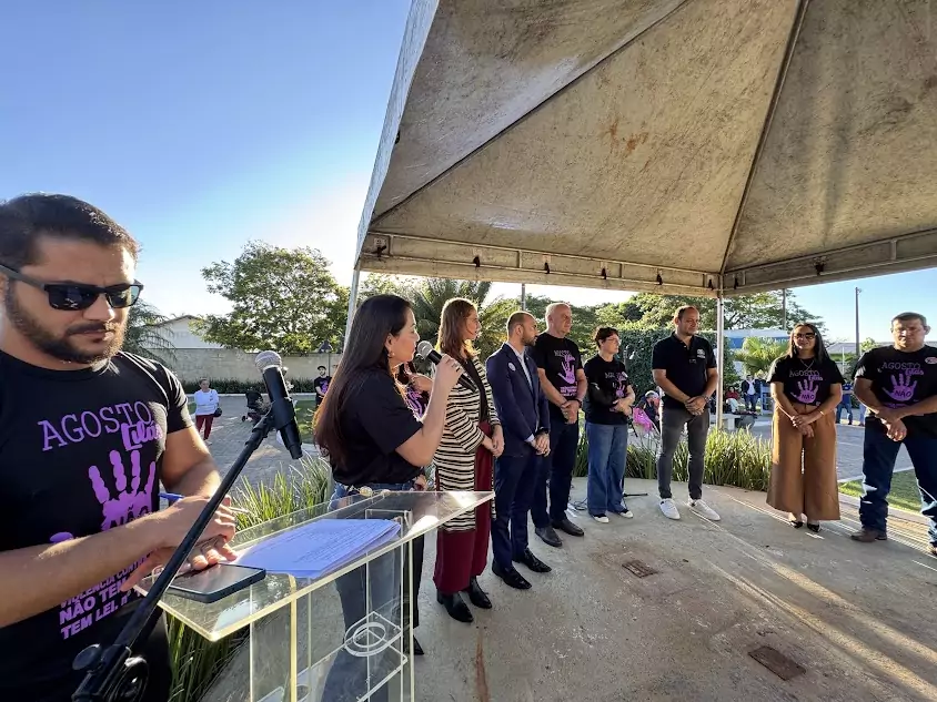 Campanha de enfrentamento à violência contra a mulher ganha destaque em agosto em Caracol